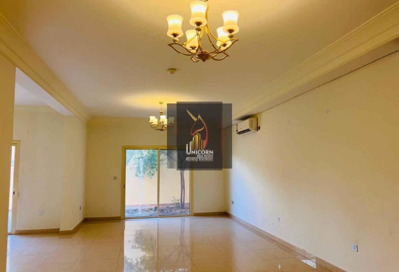 5-Bedroom|SF|Backyard-Balcony| Great Amenities - Compound Villa in Doha