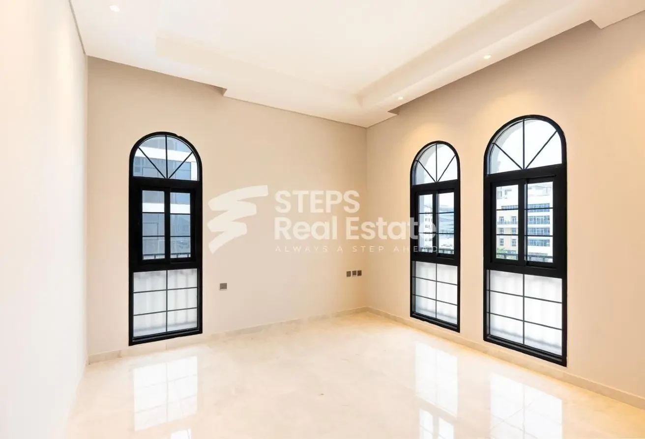 Exceptional Ready to Move Apartment with Balcony - Apartment in FOX HILLS A13