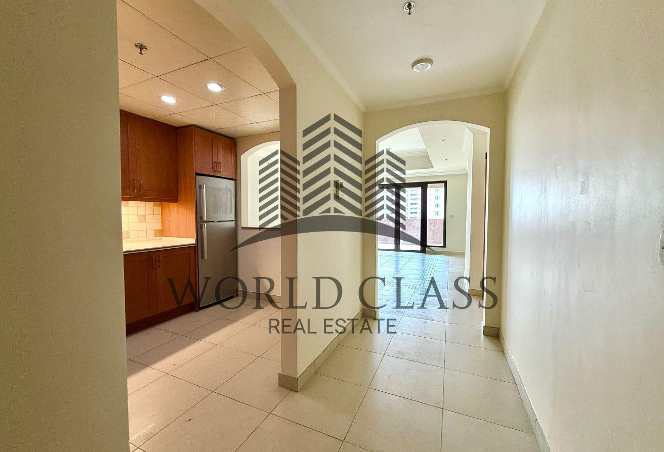 Hot Deal | One Bedroom Apartment | Semi Furnished - Apartment in West Porto Drive