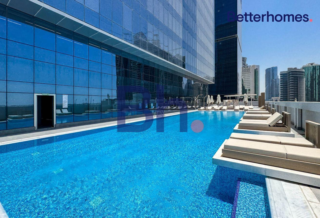 FIVE-STAR INTERIORS | FREE MONTH AWAITS! - Apartment in West Bay