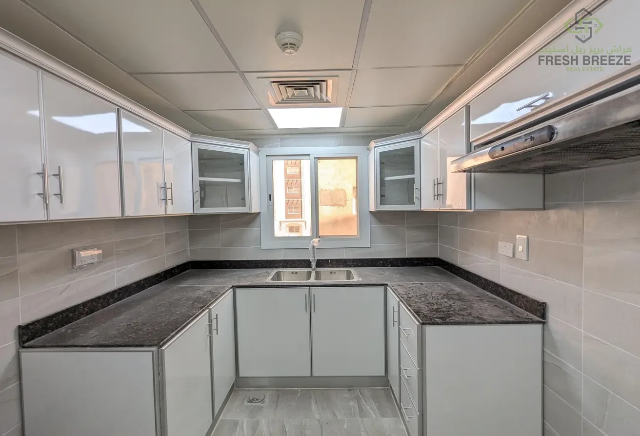 Brand New | 1 Month Free 3BHK For Family - Apartment in Al Aman Street