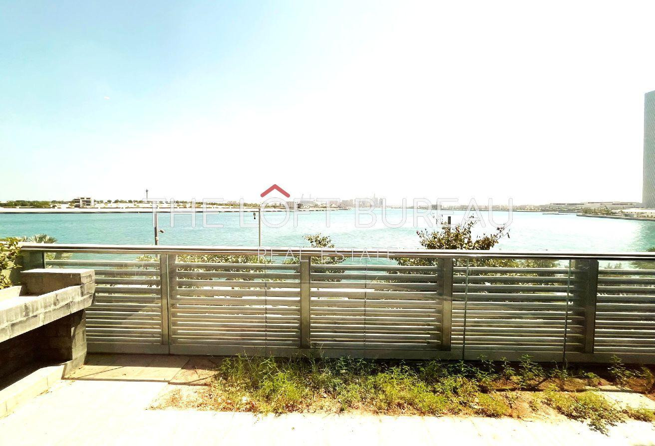 Luxurious 4+maid Townhouse For Sale I Seef Lusail - Townhouse in Mamsha Bay