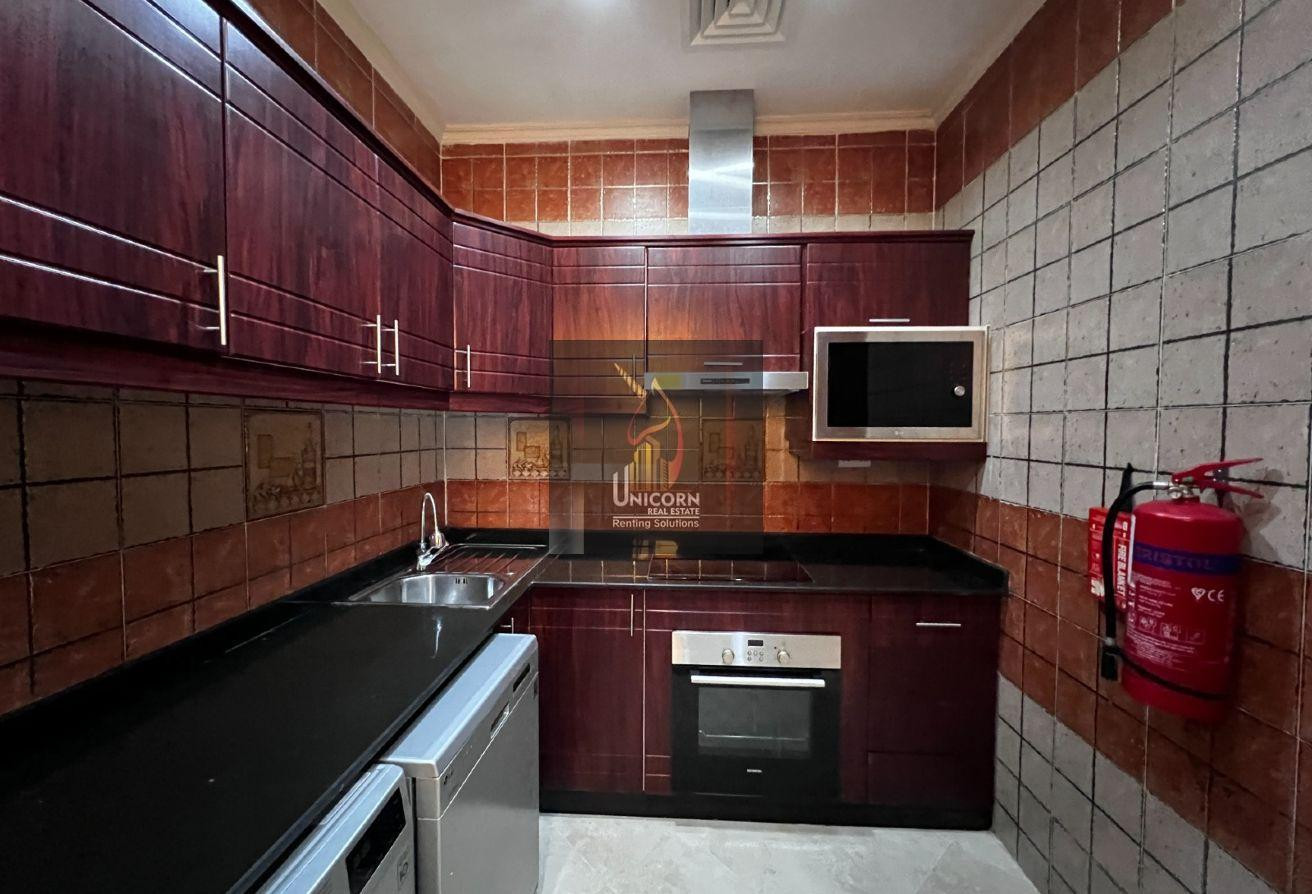 Well - Maintained 3-Bedroom |Furnished | Gym-Pool - Apartment in Anas Street