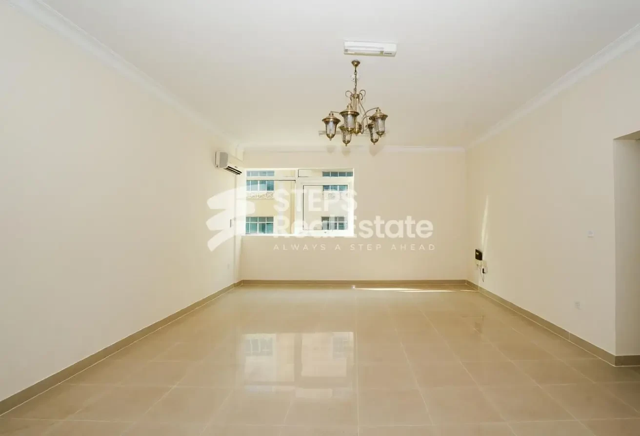 Spacious Apartment for Rent in Bin Mahmoud - Apartment in Anas Street