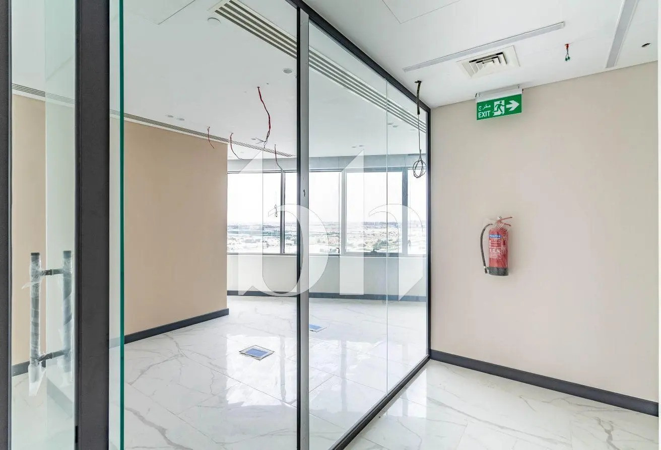BILLS INCLUDED NO COMMISSION OFFICE SPACE