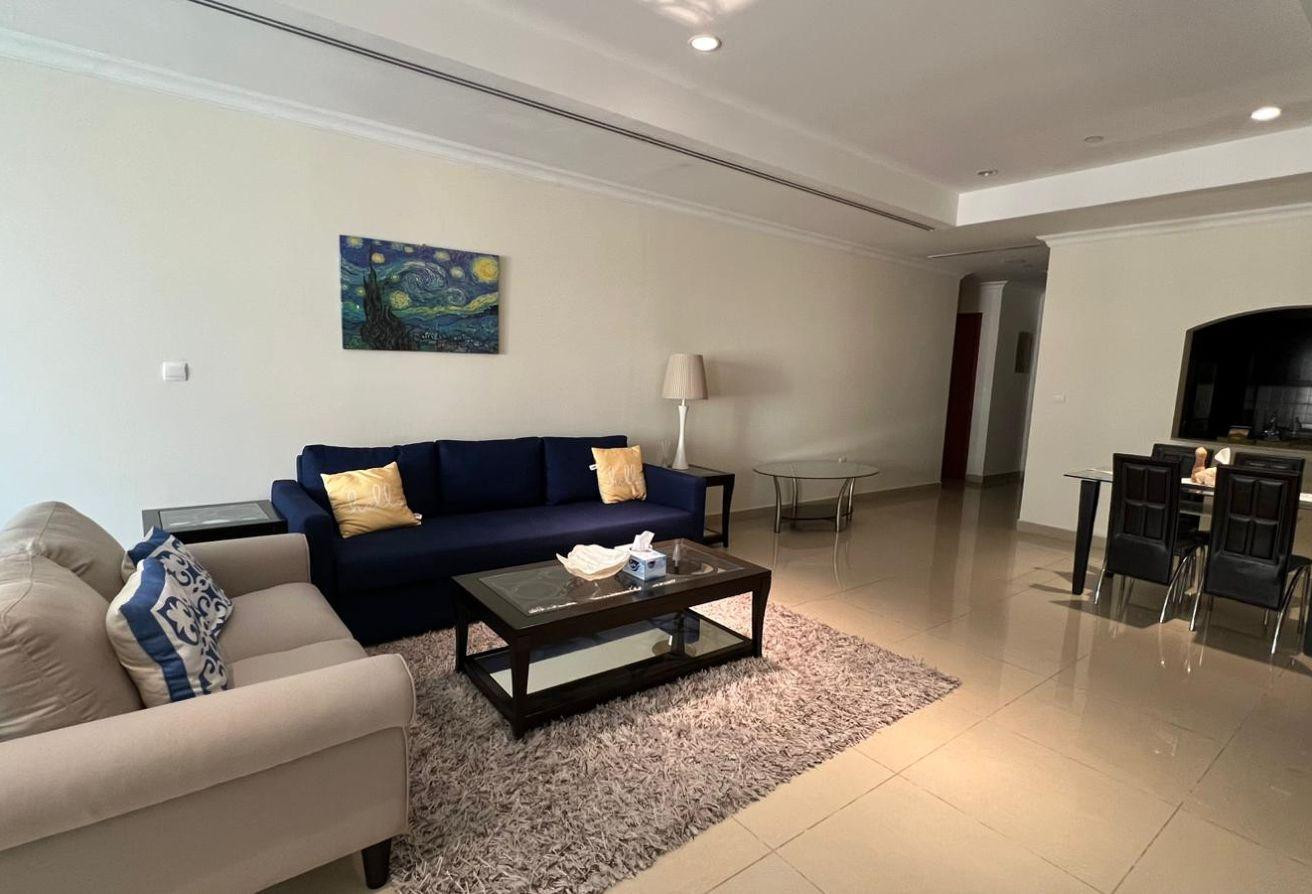 Luxurious Studio Apartment in Porto Arabia - Studio Apartment in West Porto Drive
