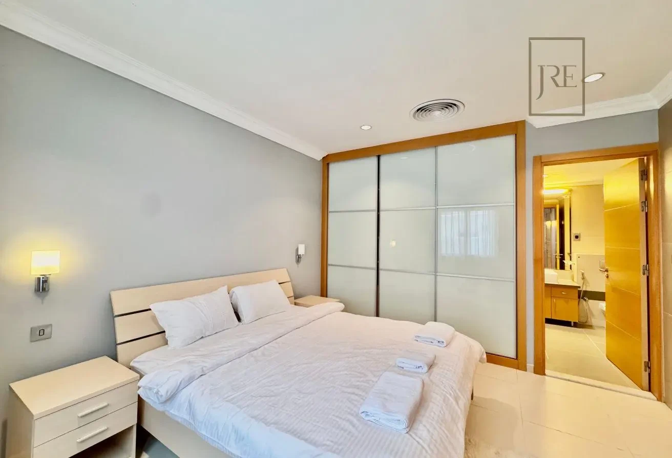 Modern Furnished 1 Bedroom with Balcony - Al Sadd - Apartment in Al Sadd Road