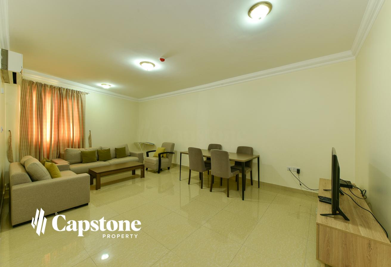 CONVENIENT 2 BEDROOMS | SEMIFURNISHED | OLD AIRPOR