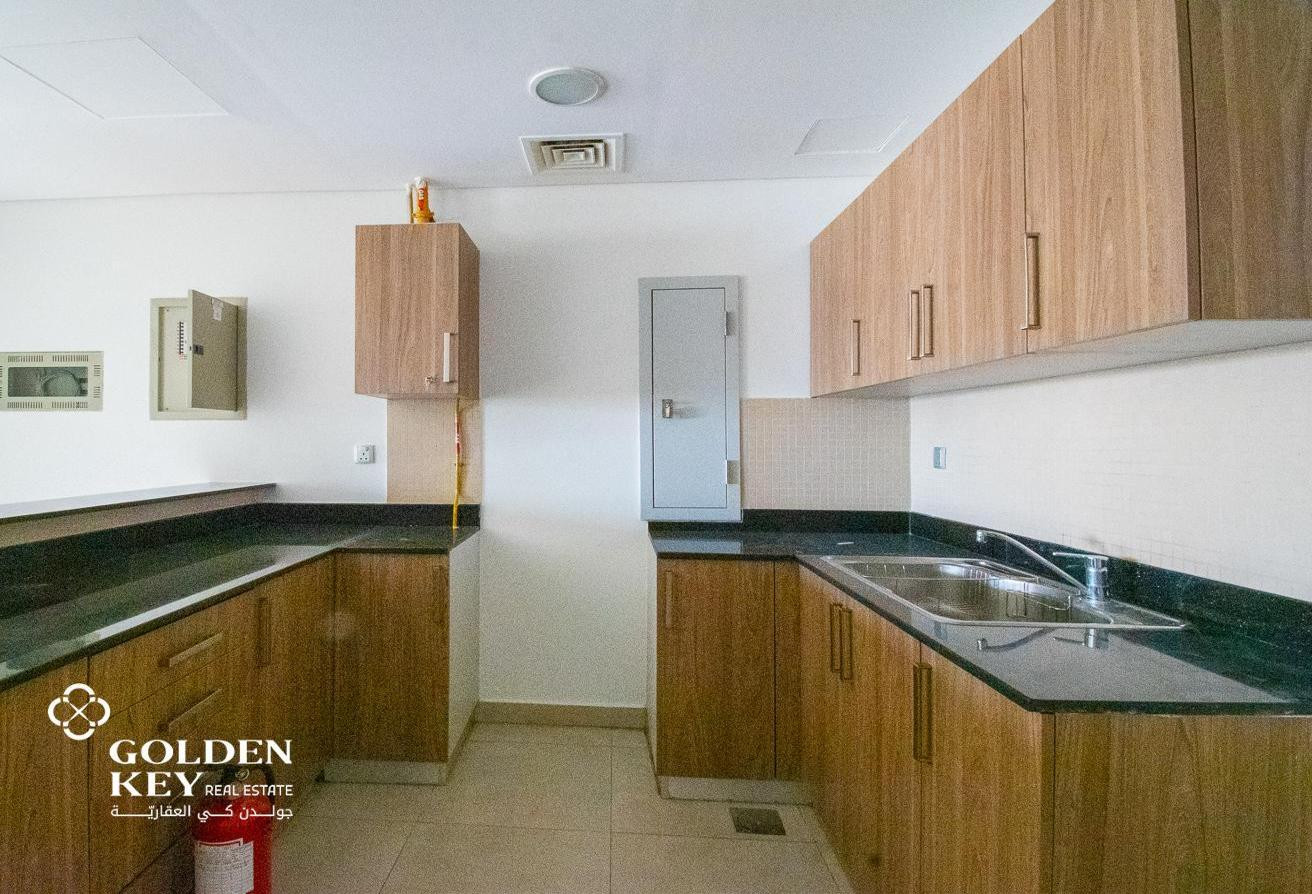 Stunning 1BR ✅ Open Layout ✅ Semi Furnished - Apartment in Regency Residence Fox Hills 2