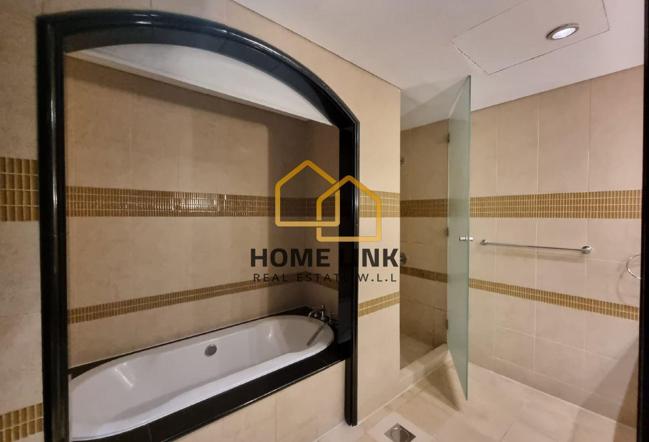 MARINA VIEW | SPACIOUS 3-BEDROOM SF APARTMENT - Apartment in West Porto Drive
