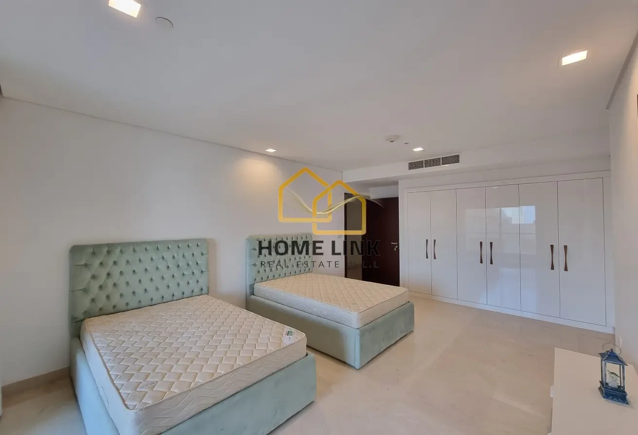 LUXURY|FULLY FURNISHED 3BHK APARTMENT| MAID ROOM - Townhouse in Viva Bahriya