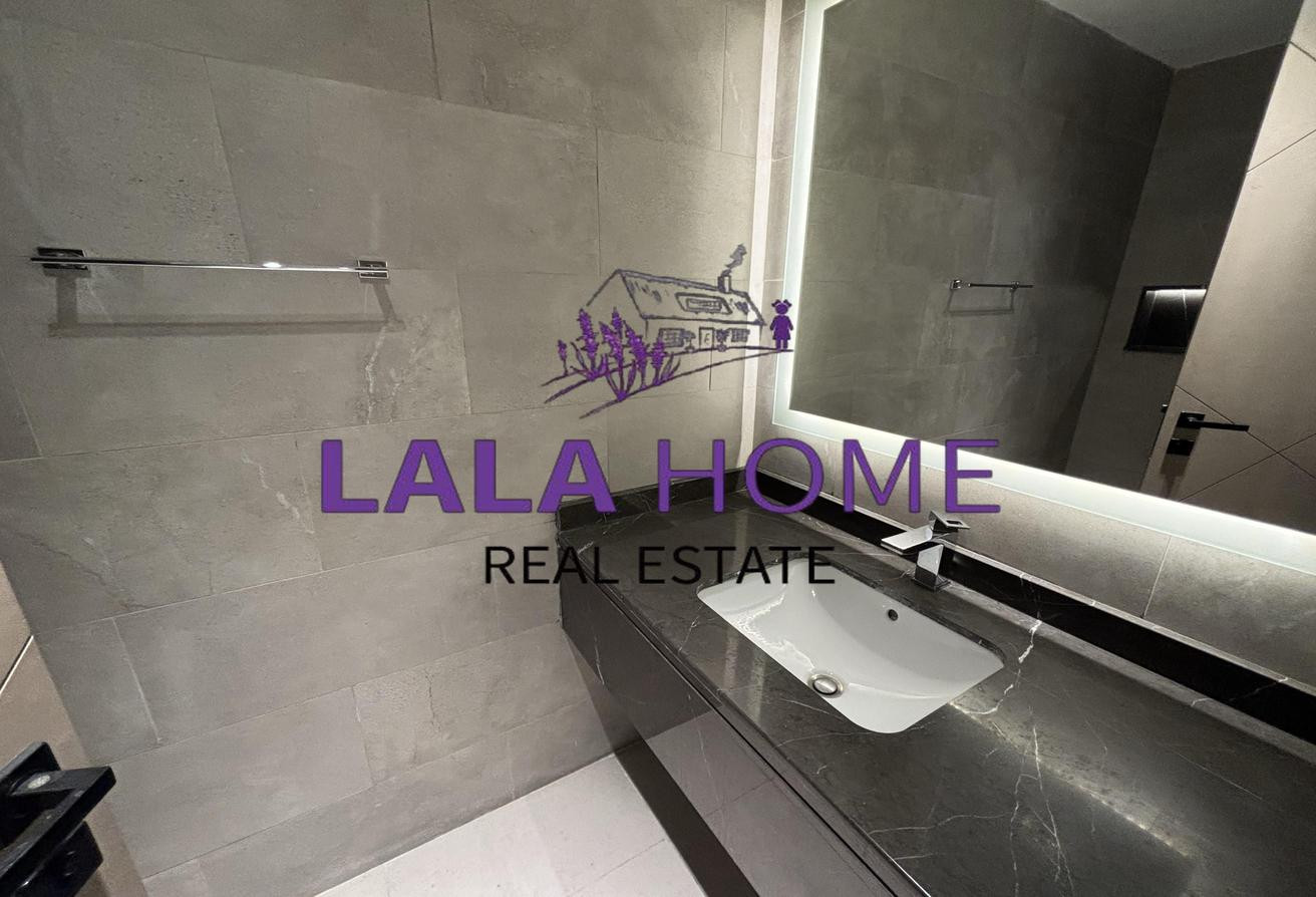 Fresh 2br | FF| bills inc. | Balcony