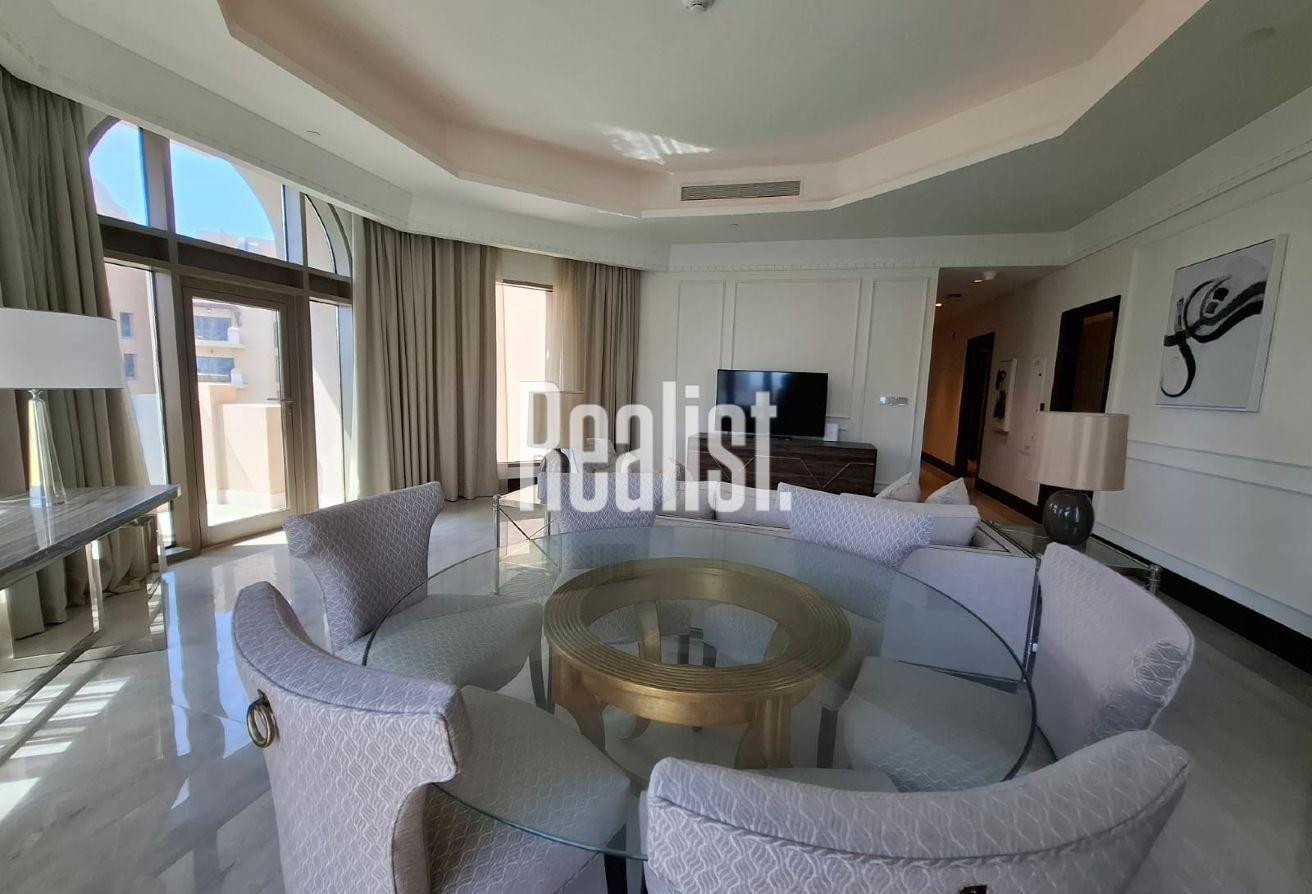 GREAT ROI | 2 BHK TOWNHOUSE FOR SALE |WITH BALCONY - Townhouse in The St. Regis Marsa Arabia Island