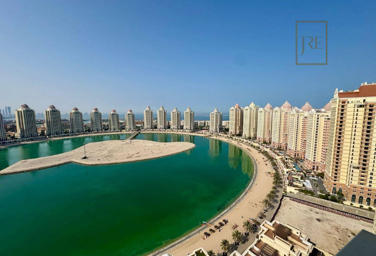 Beach View 1 Bedroom+Office in Viva Bahriyah