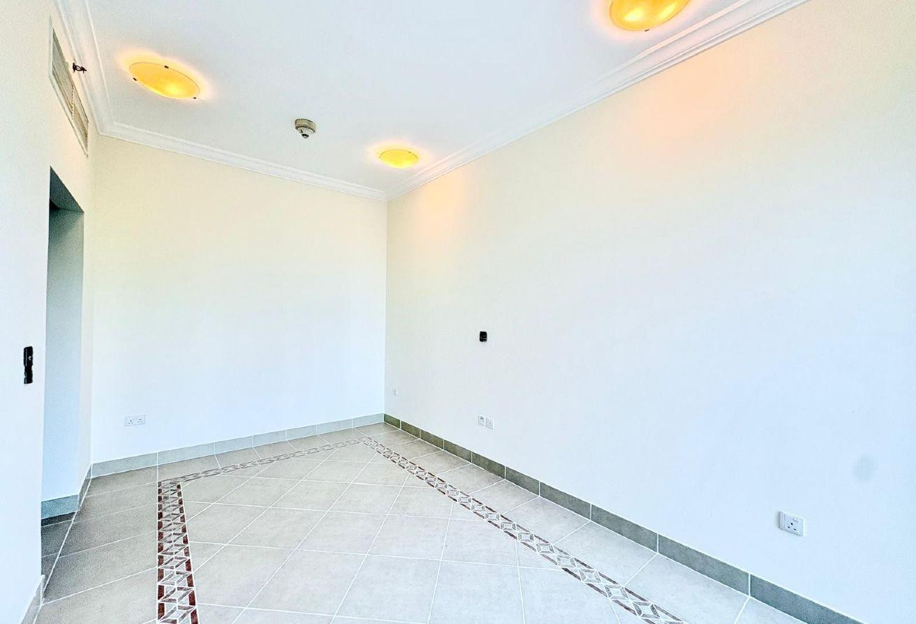 No Fees | Studio SF | Qatar Cool In | 3months free - Staff Accommodation in Medina Centrale