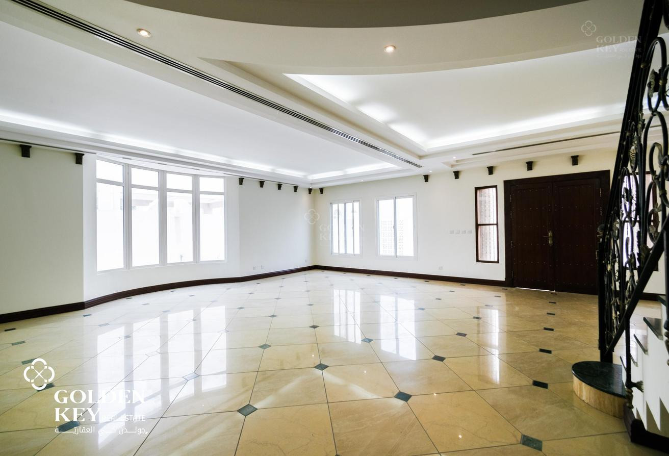 Open Floor Plan ✅ Spacious Balcony | Open Kitchen. - Villa in North Gate