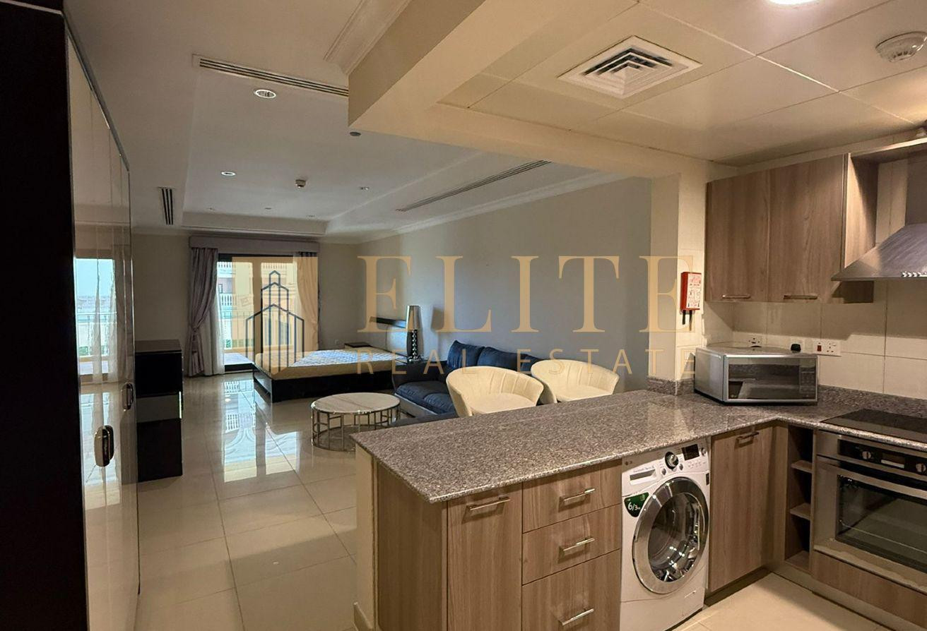 Brand new , furnished , Pearl qatar - Apartment in East Porto Drive