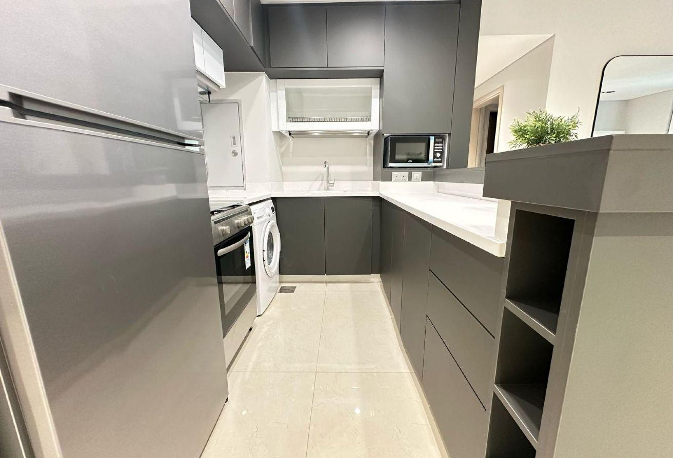 Spacious 1Bedroom - Furnished - Marina View