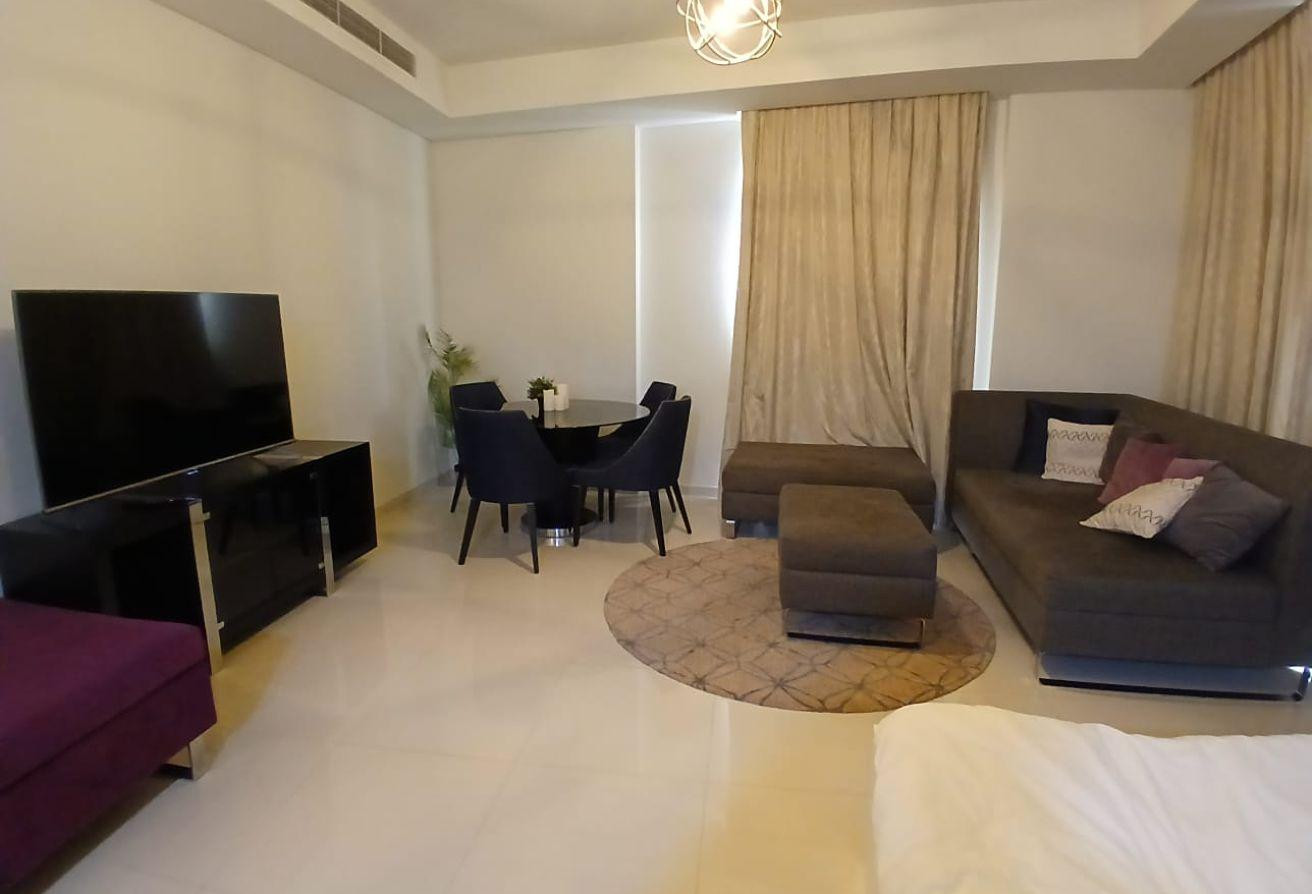 Free internet / all bills included/ prime location - Apartment in Burj DAMAC Waterfront