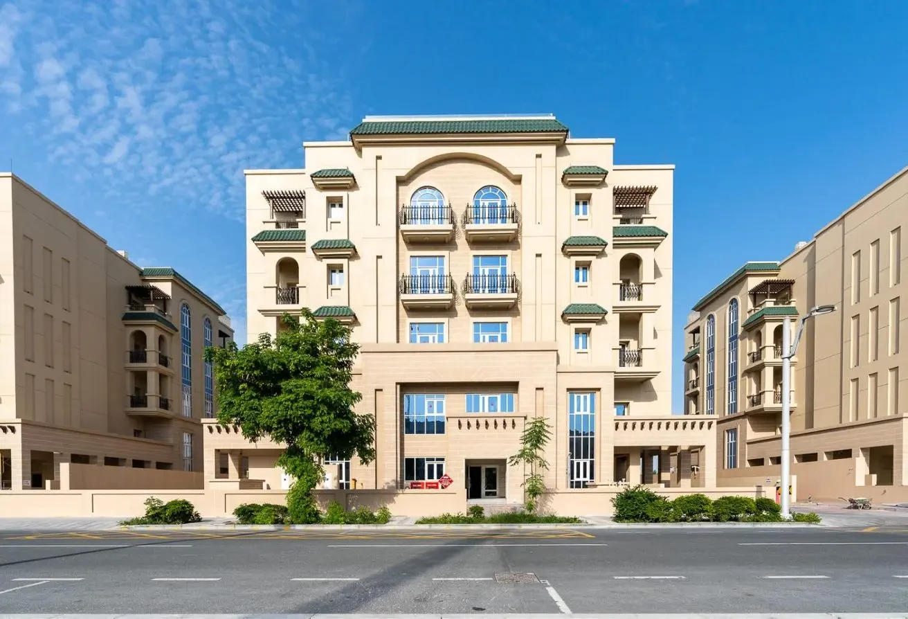 Bills Inclusive | Exquisite Apartment with Balcony - Apartment in FOX HILLS A13