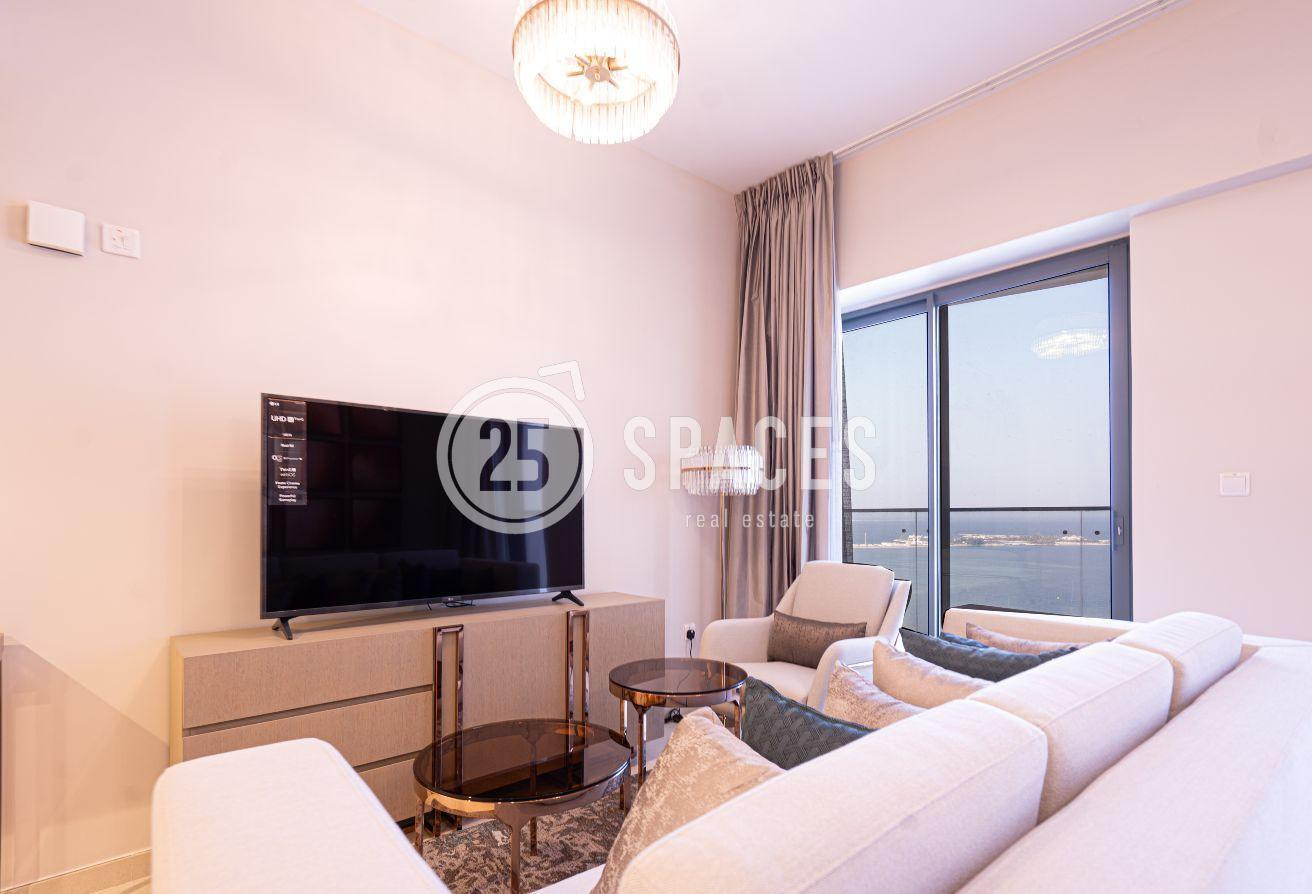 STYLISH APARTMENT / SEA VIEW / TWO BEDROOM