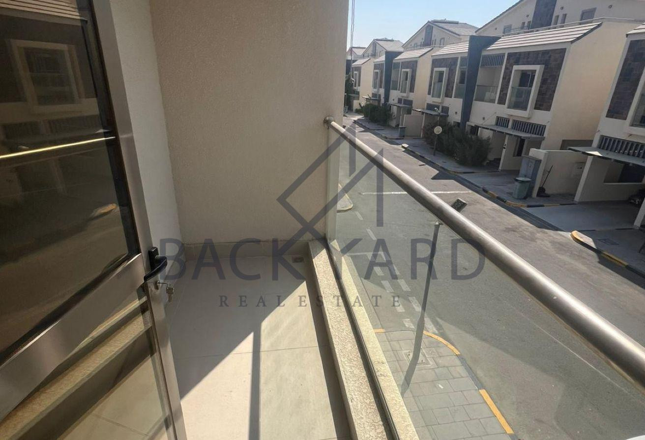 Spacious 3BHK + Maid | 350 SQM | Pool &amp; Gym - Apartment in Al Messila