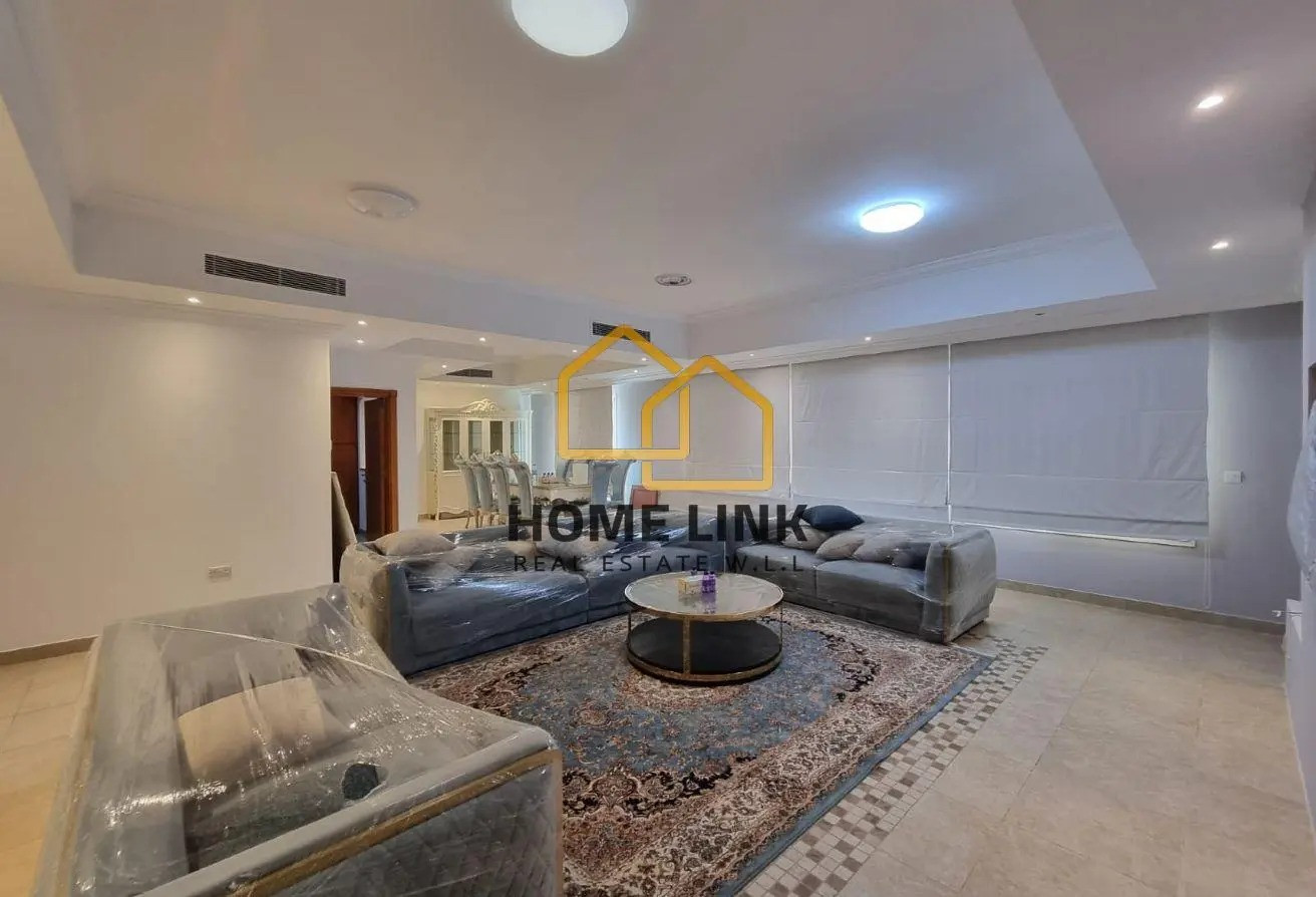 Direct Marina | Renovated | Cozy 2 Bedrooms