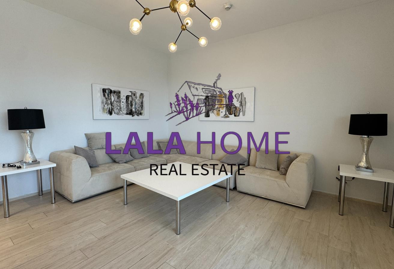 Specious 3BR FF | Bills Inc with balcony