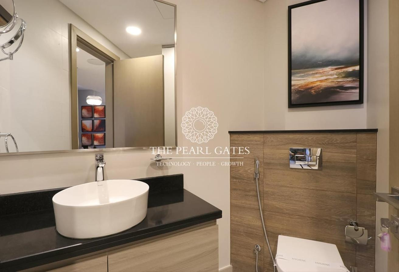 Sea View | Bills Included | Contemporary Furniture - Apartment in Burj DAMAC Waterfront