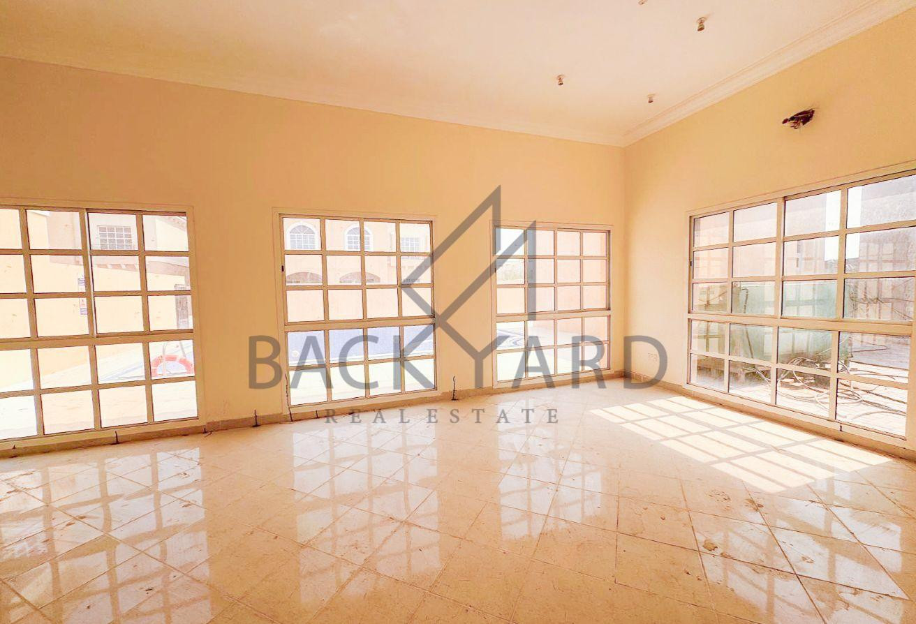 6-Bedroom Compound Villa | Staff Accommodation - Villa in Umm Salal Ali