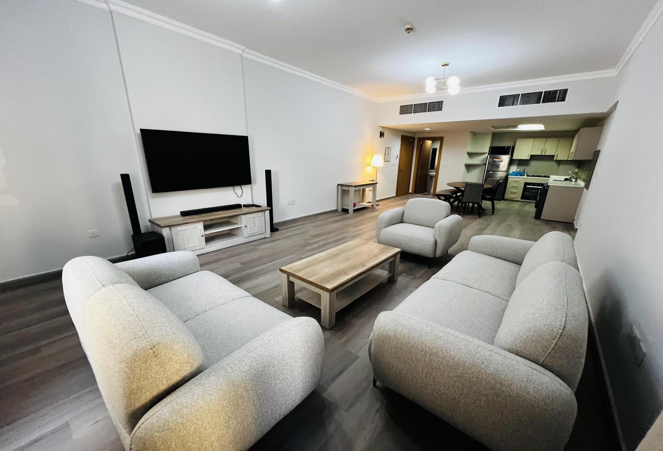 ‏Luxury 3 bedroom APARTMENT- UN FURNISHED|