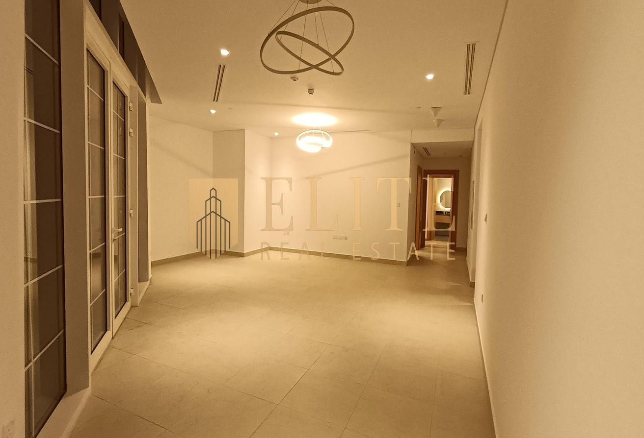 3-Bedroom Apartment + Maid’s Room in Floresta - Townhouse in Floresta Gardens