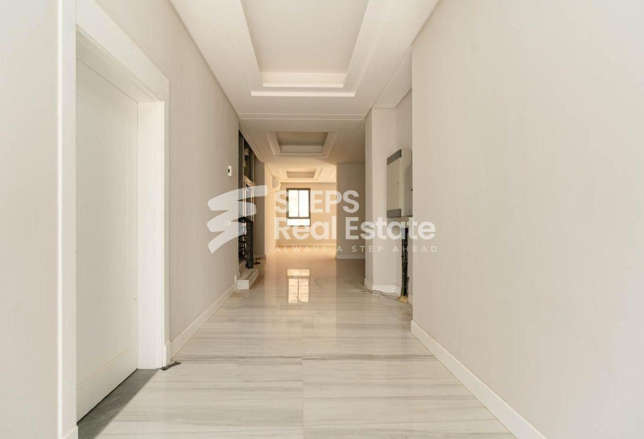 2 Brand New Modern Villas with Maid&#39;s Room - Villa in Umm Abirieh