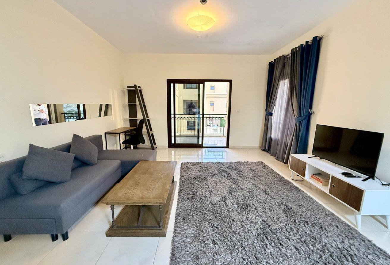 Spacious 1Bedroom - Balcony - Fox Hills