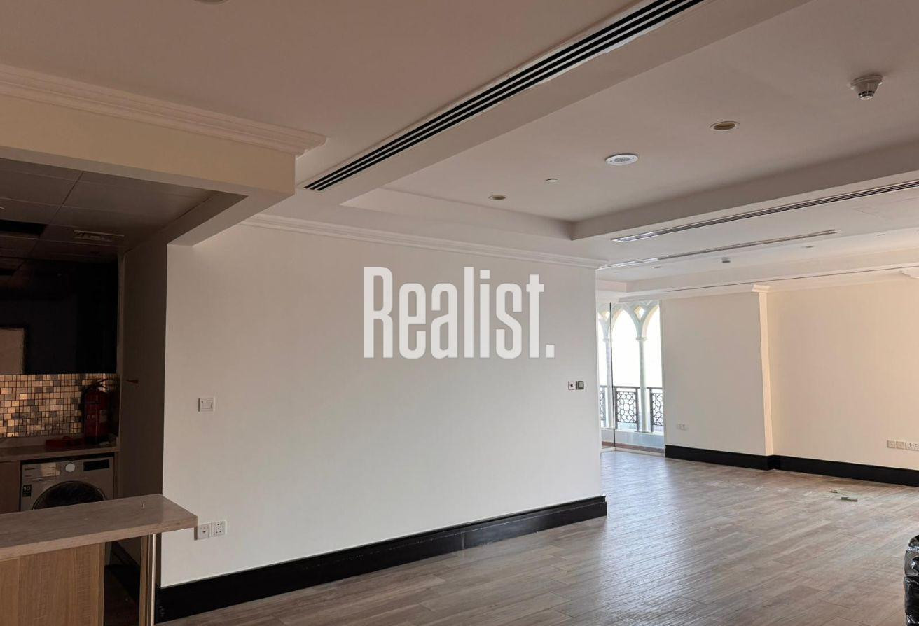 HUGE/1BDR/SEA VIEW/HIGH FLOOR/BILLS INCLUDED - Apartment in Viva East