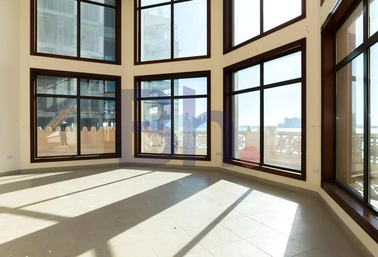 4 Beds+ Maids I Triplex Townhouse I 1 Month Free