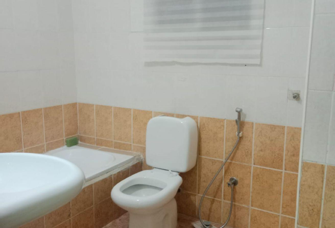 Two large rooms (or a room and a lounge) - Apartment in Al Kharaitiyat