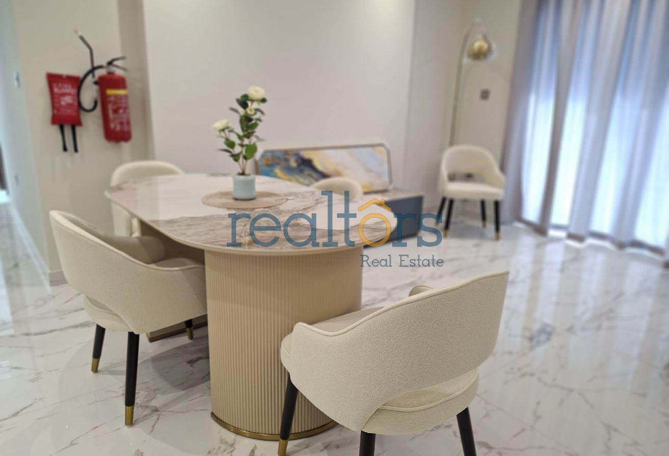 INCULDING BILLS! Elegant 2 bedroom. Great location - Apartment in Tower 6