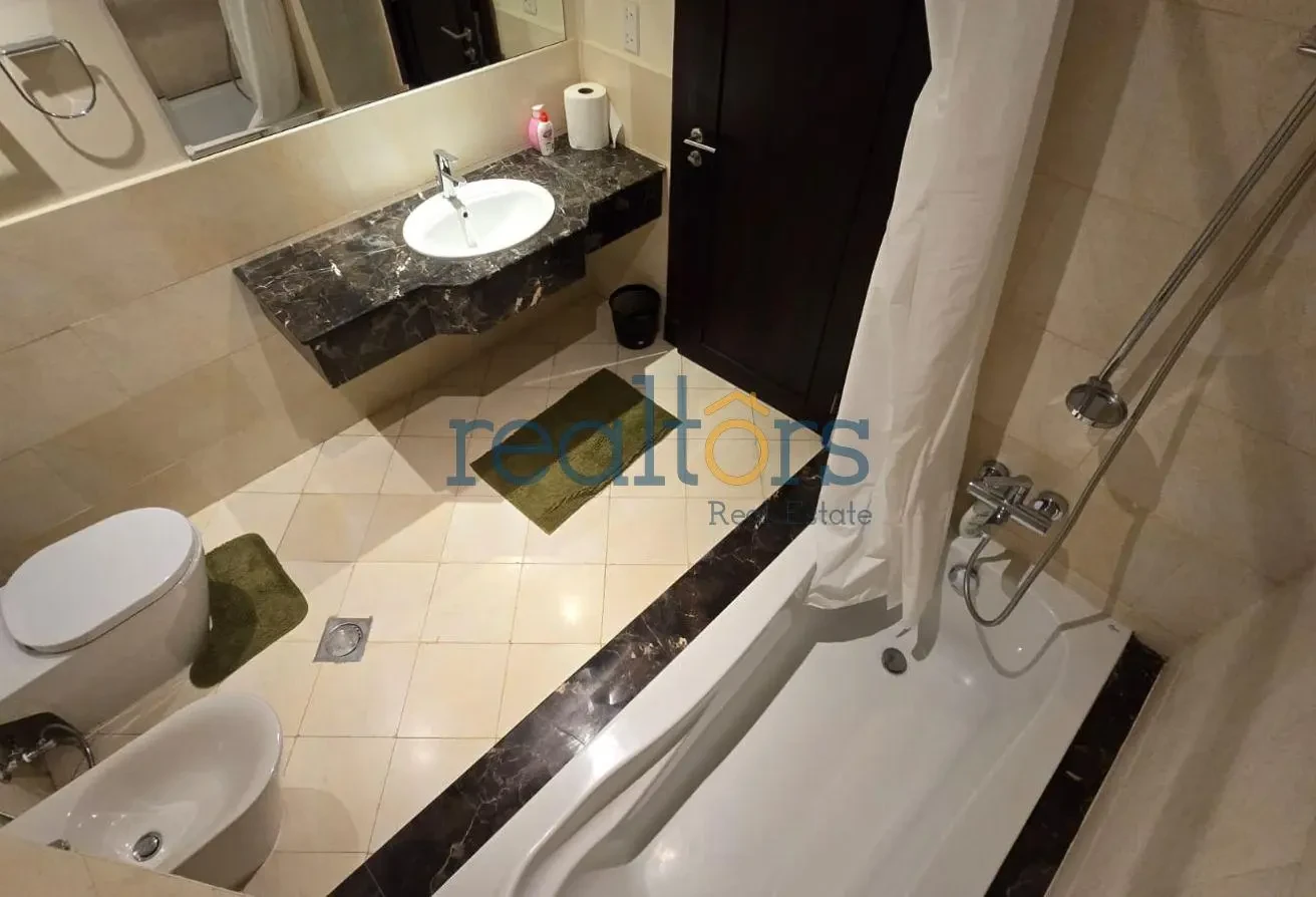 Modern 1 BHK Fully Furnished in Porto Arabia - Apartment in East Porto Drive