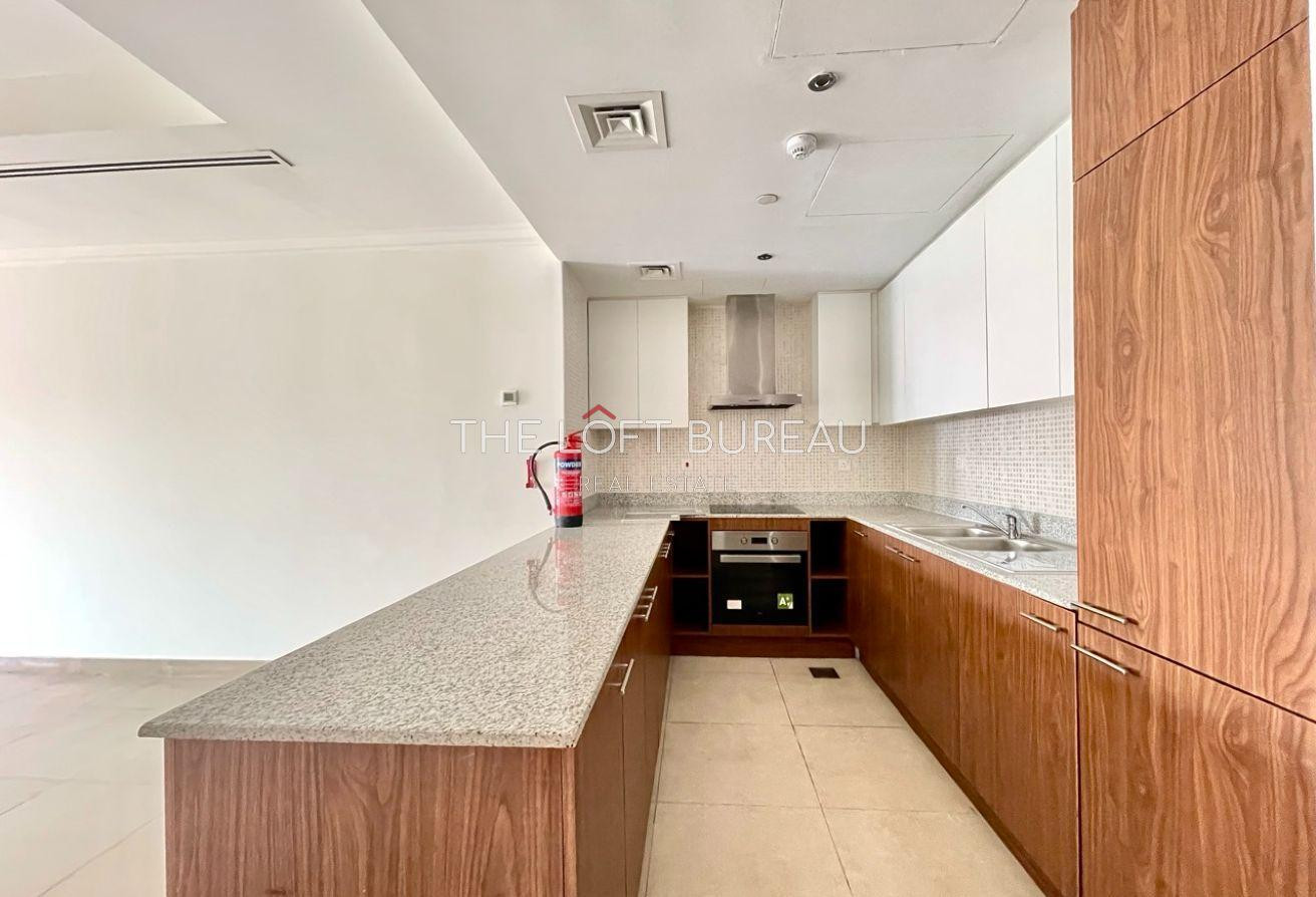 BEST PRICE I MARINA VIEW I BALCONY SPACIOUS STUDIO - Apartment in East Porto Drive
