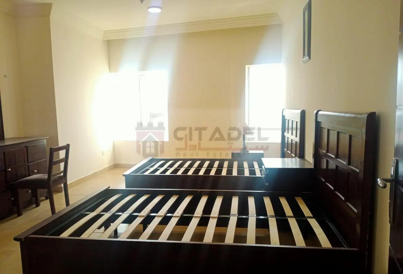 Apartments 2,3 BHK for rent in Corniche Road - Apartment in Corniche Road