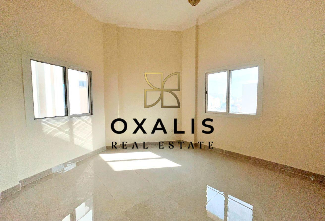 NEAR METRO | SPACIOUS 2 BEDROOMS | CENTRALIZED AC - Apartment in Salaja Street