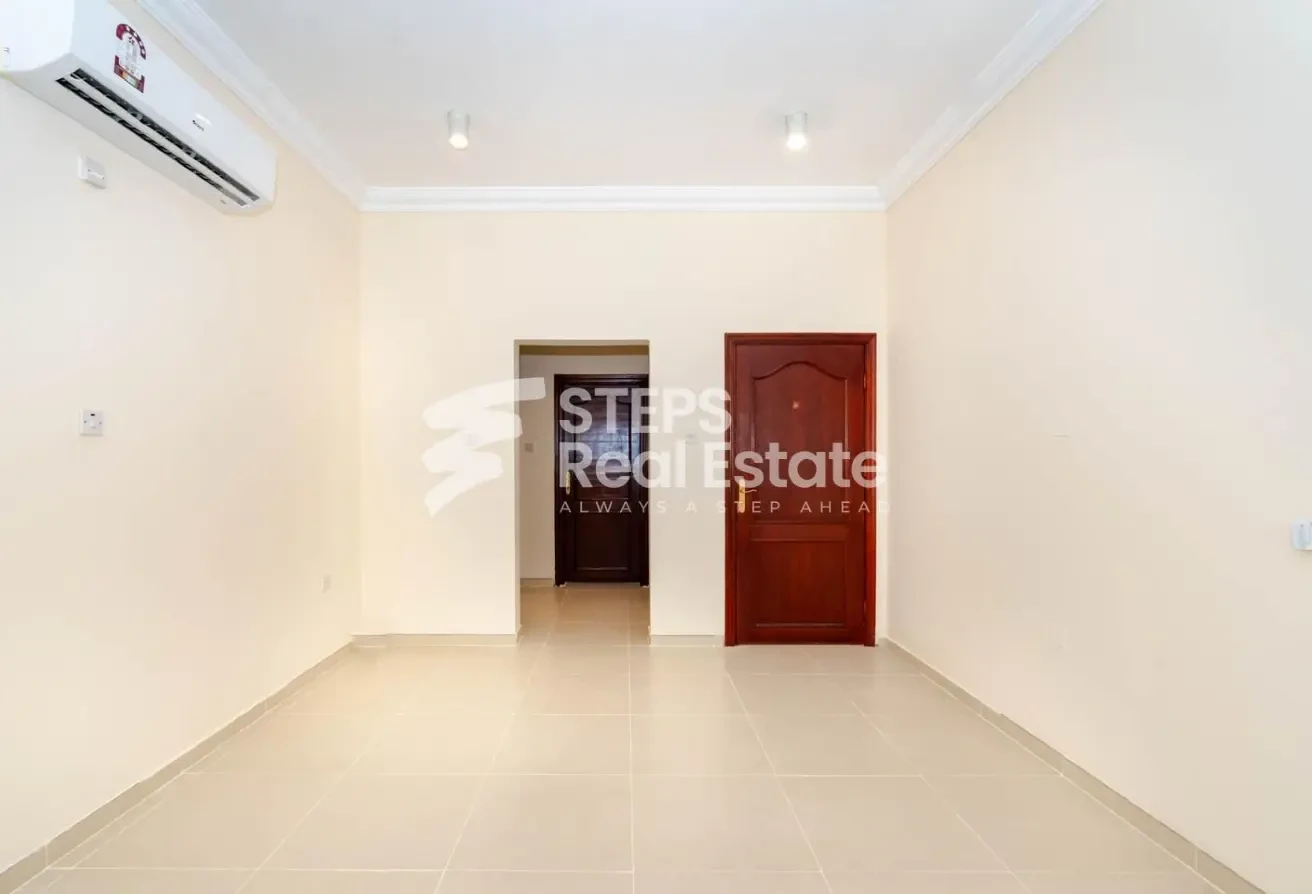 Semi-Detached Villa with Maid&#39;s Room in Nuaija - Villa in Al Nuaija