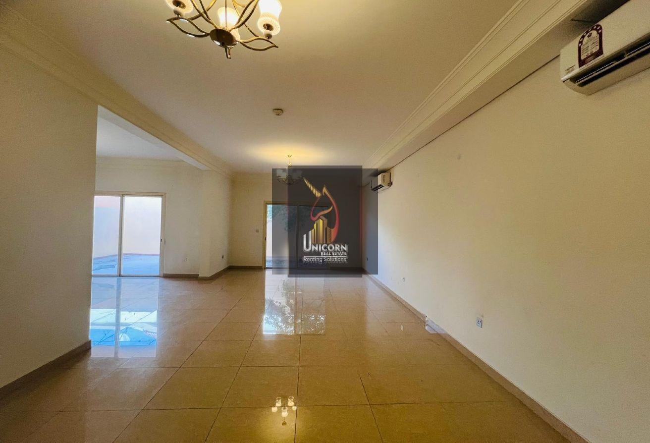 5-Bedroom|SF|Backyard-Balcony| Great Amenities - Compound Villa in Doha