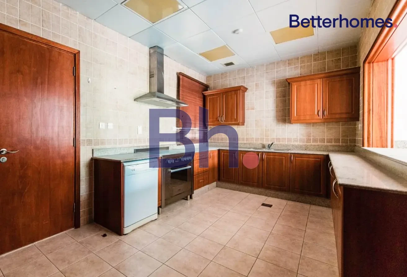 GREAT AMENITIES | MAID ROOM | PRIME LOCATION - Compound Villa in Ain Khaled