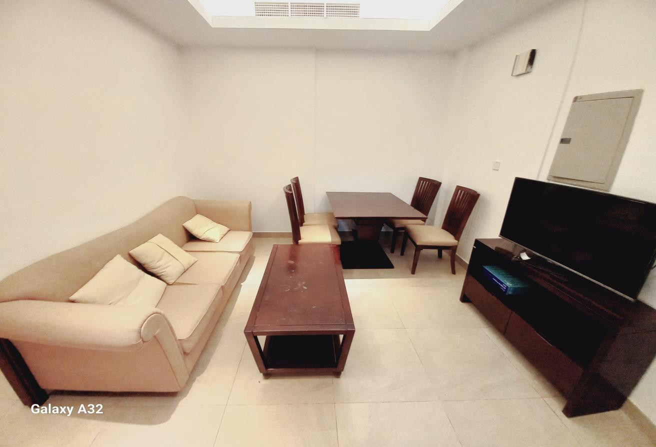 Include All bills 2 bHK F.F Apterment for Family - Apartment in Umm Ghuwailina