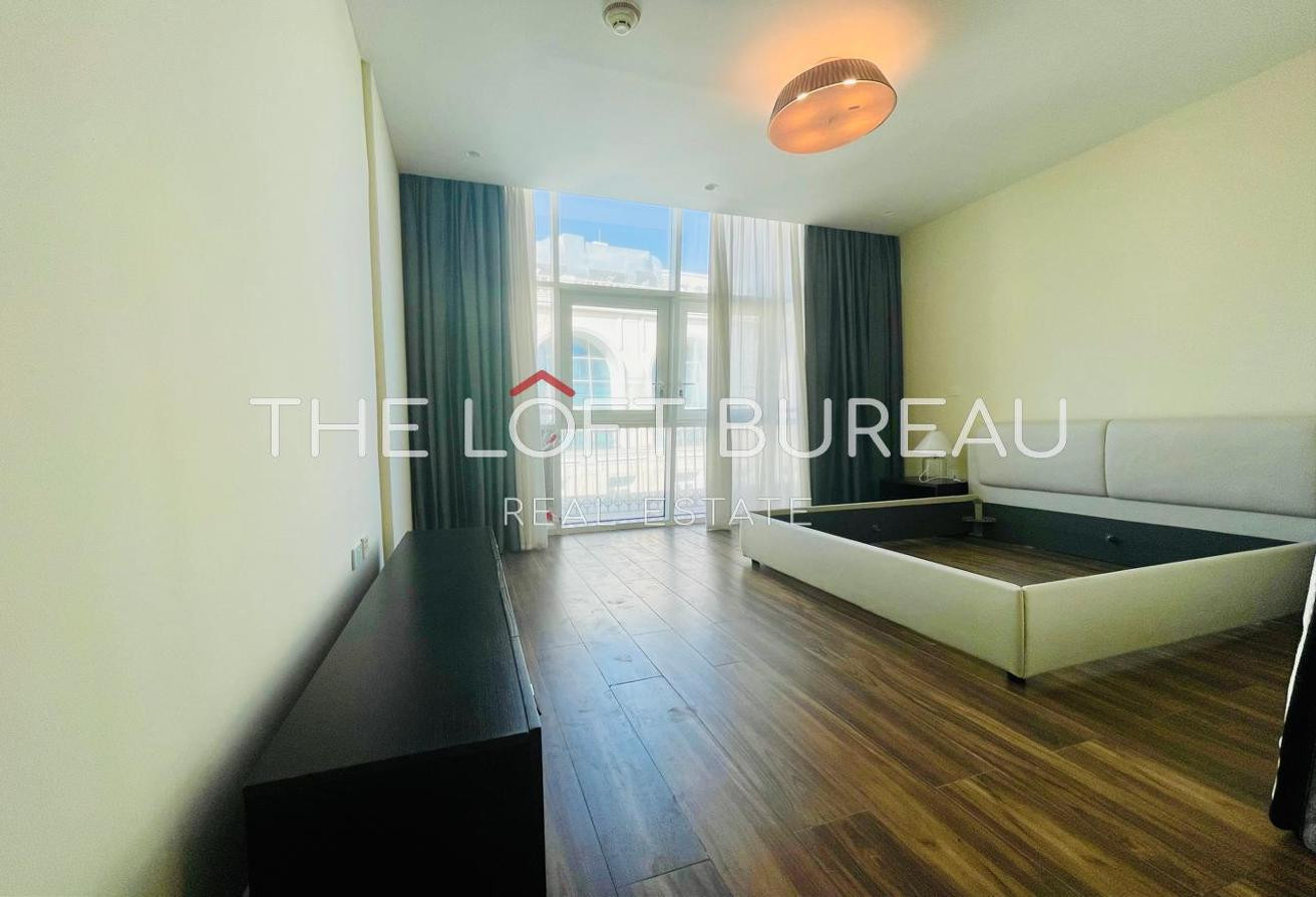 Sophisticated/stylish 3 BHK+Maid Penthouse - Apartment in Floresta Gardens