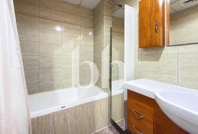Amazing 1 Bedroom in Fox Hills | Bills Included