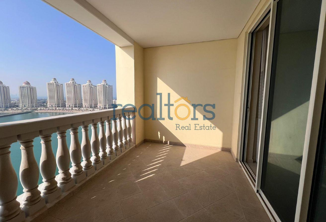 Direct Marina | 2 Bed Plus Maids | 3 Balconies - Apartment in Viva West