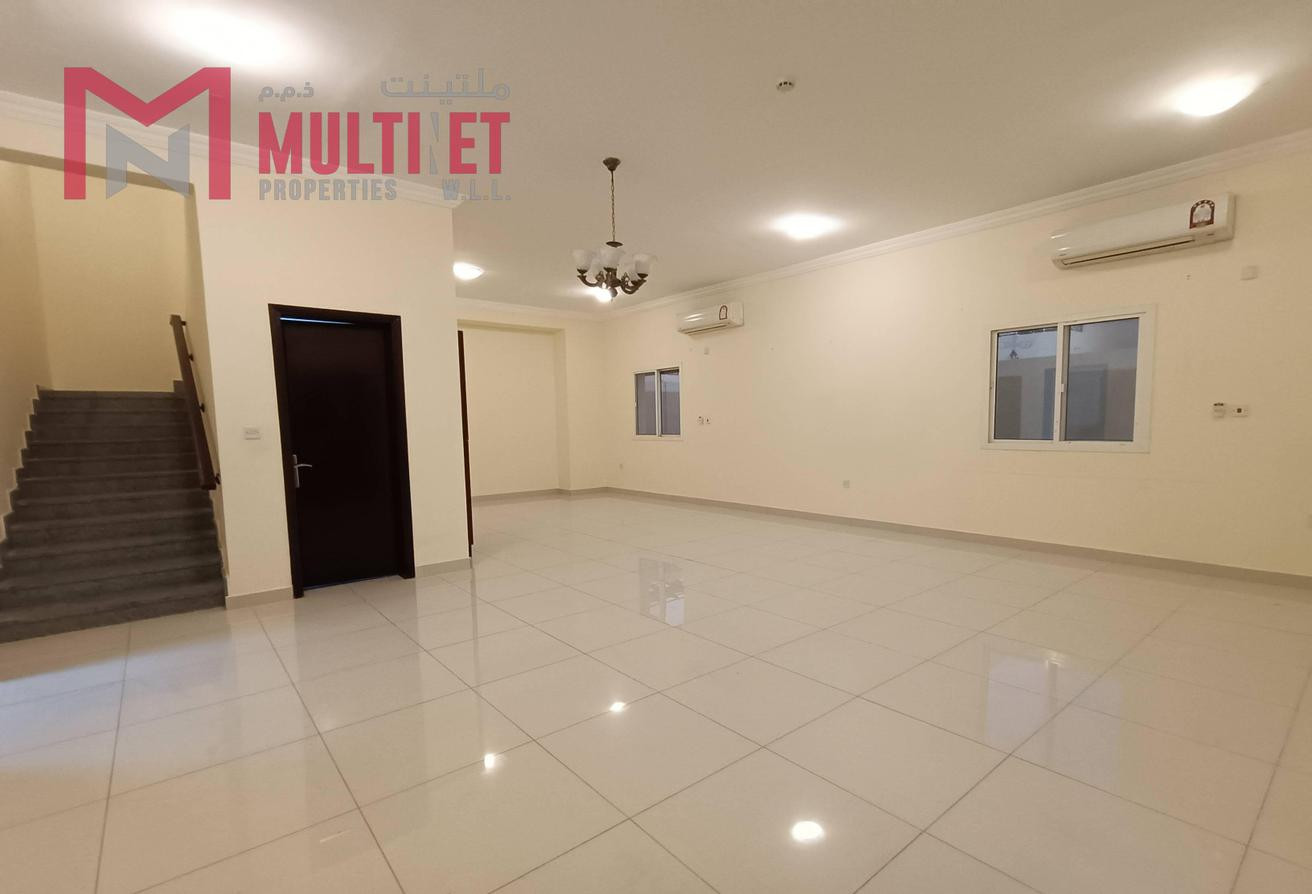 Spacious SF Villa | Modern Layout | Prime Loc - Villa in Bu Hamour Street
